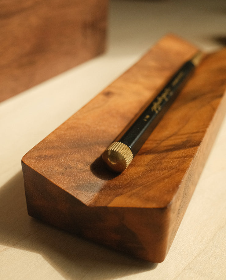 The Pen & Pen Tray Bundle (Black/Walnut)