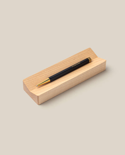 The Pen & Pen Tray Bundle (Black/Maple)
