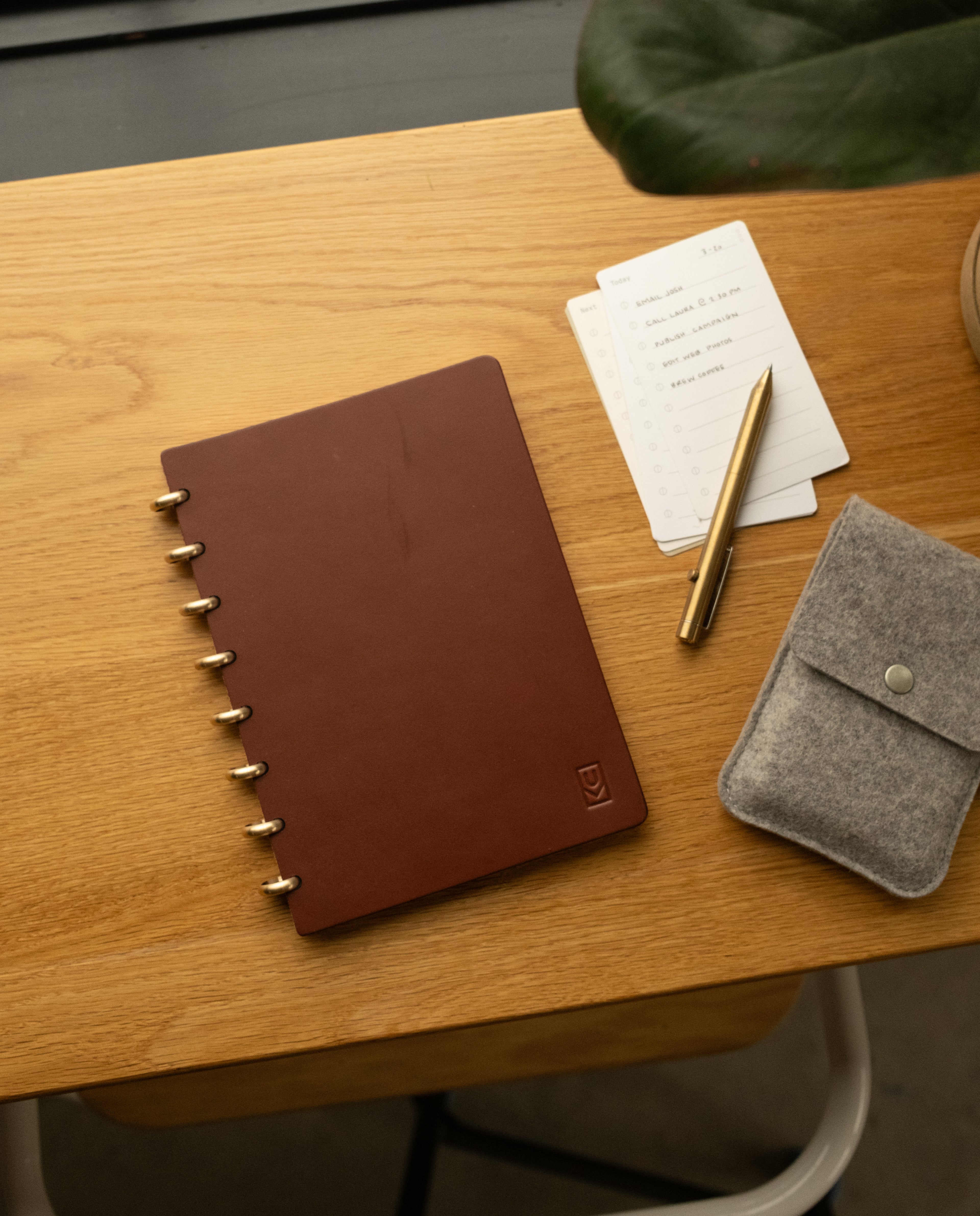 Discbound Heirloom Journal (Brown Leather - Standard 6" x 8.5") Journal Ugmonk