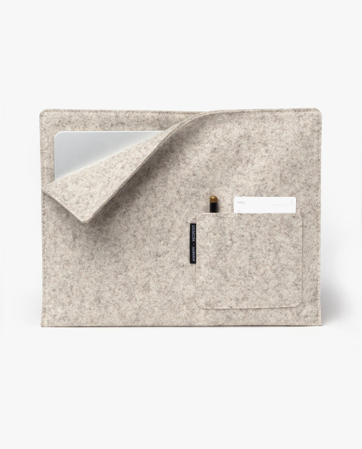 Magnetic Laptop Sleeve (Nedrelow x Ugmonk - Light Gray)