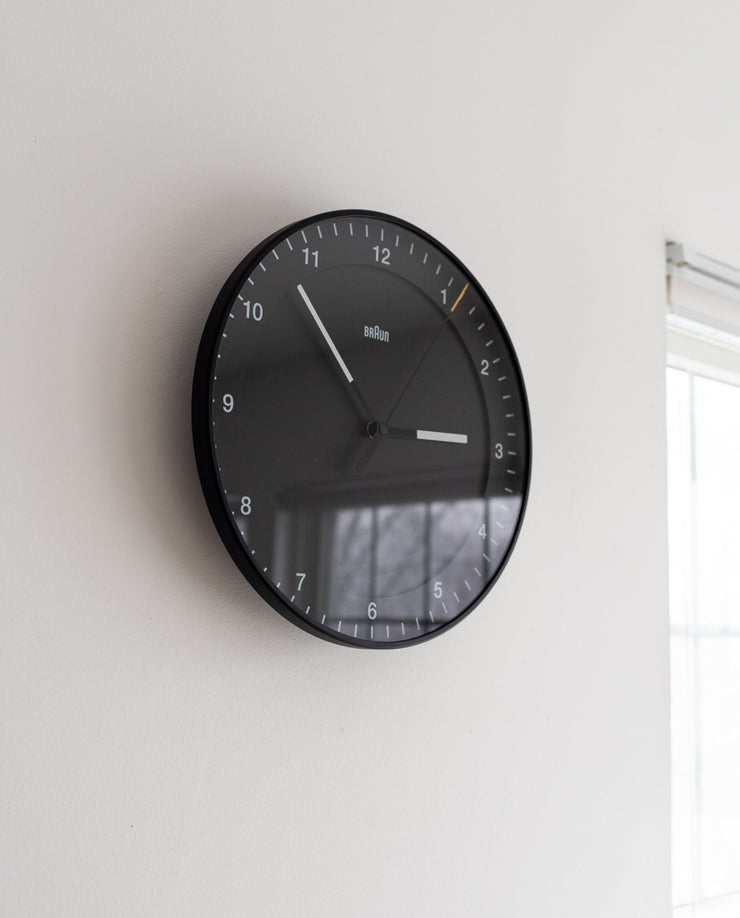 Braun Wall Clock (Black)