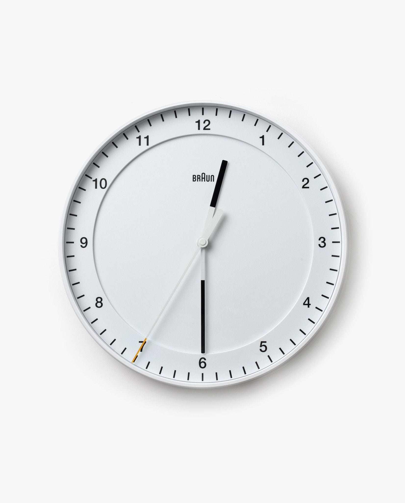 Braun Wall Clock (White) Braun Ugmonk